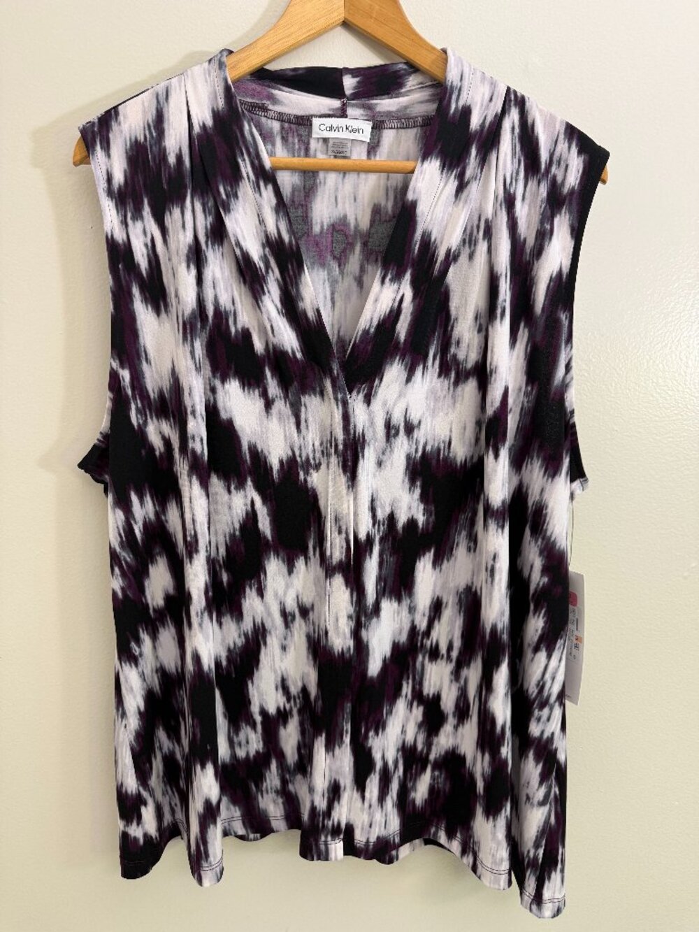 Calvin Klein Womens Plus 2X Blouse Purple White Pattern Workwear Pullover V-neck